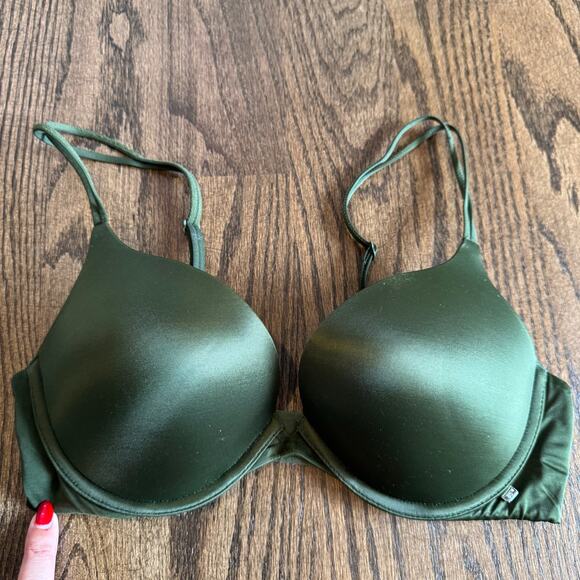Victoria's Secret Other - Victorias Secret Very Sexy Push Up Bra Size 32D Olive Green Underwire Multi-Way